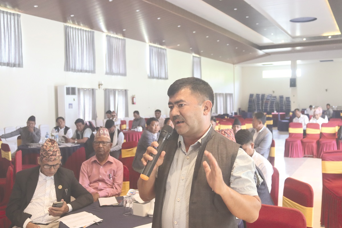 लुम्बिनी प्रदेशका स्थानियतहका जनप्रतिनिधिहरुद्वारा प्रदेश सरकारलाई टुक्रे योजना नपठाउन आग्रह