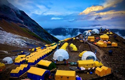 नेपालमा पनि विभिन्न कार्यक्रम गरी आज अन्तर्राष्ट्रिय पर्वत दिवस मनाइँदै