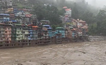 सिक्किममा ठूलाे वर्षापछि आएको बाढीले सेनाका २३ जवान बेपत्ता